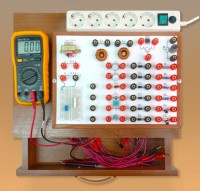 Универсальный стенд для изучения основных законов электричества и электротехники - fgospostavki.ru - Рязань