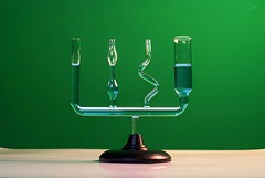 Сосуды сообщающиеся (на подставке) - fgospostavki.ru - Рязань