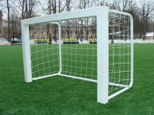 Сетка для ворот (1,8Х1,2Х0,7) 40Х40 нить 2,2 миллиметров) - fgospostavki.ru - Рязань