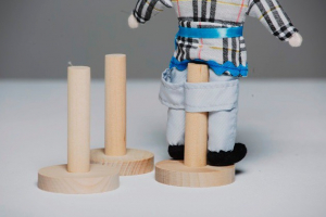 Подставки под куклу - fgospostavki.ru - Рязань