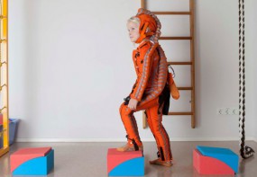 Нейро-ортопедический реабилитационный пневмокостюм для лечения ДЦП (вариант 1) - fgospostavki.ru - Рязань